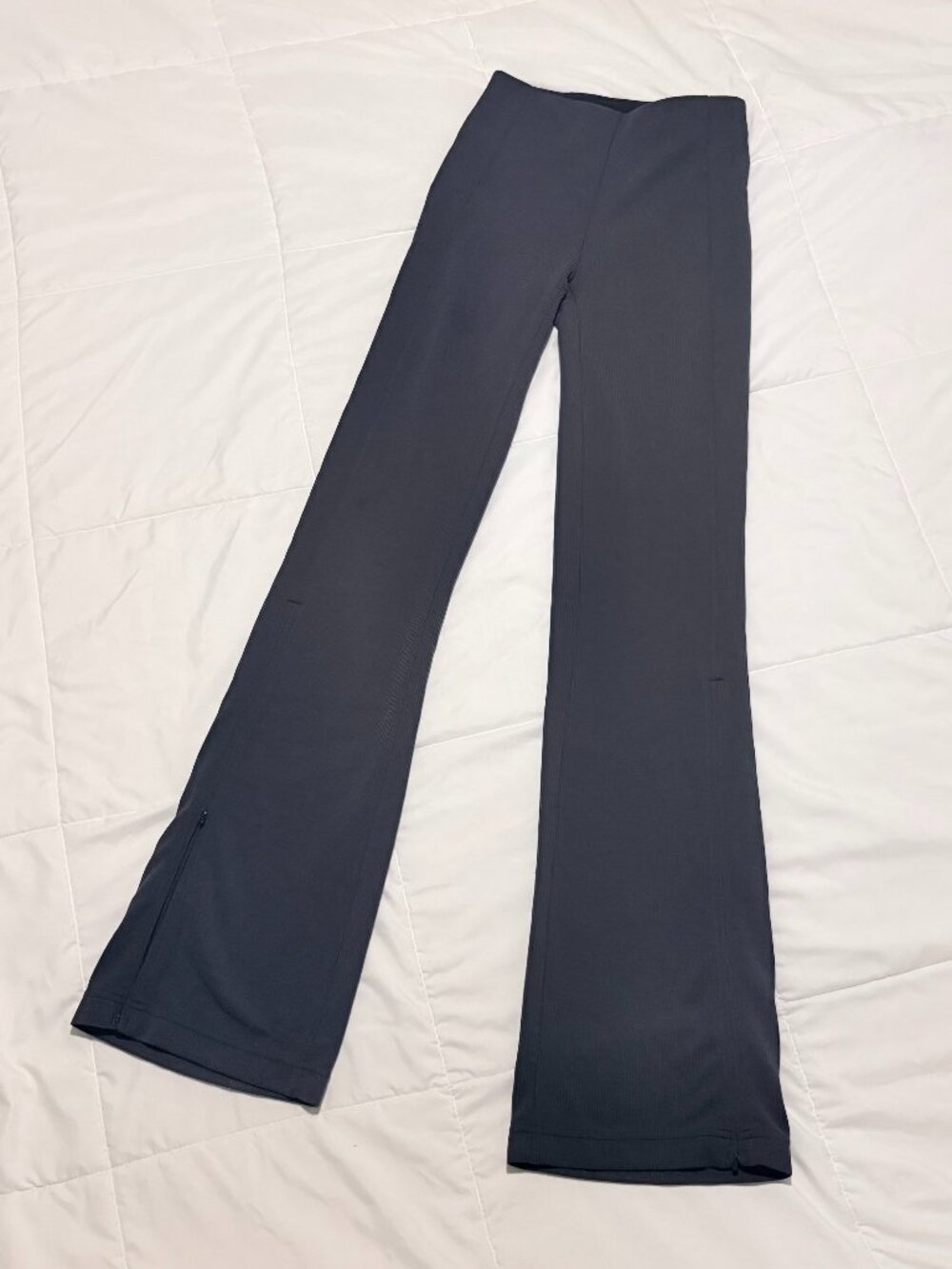 Lululemon Gray Flare Leg Active Pants Sz XS
